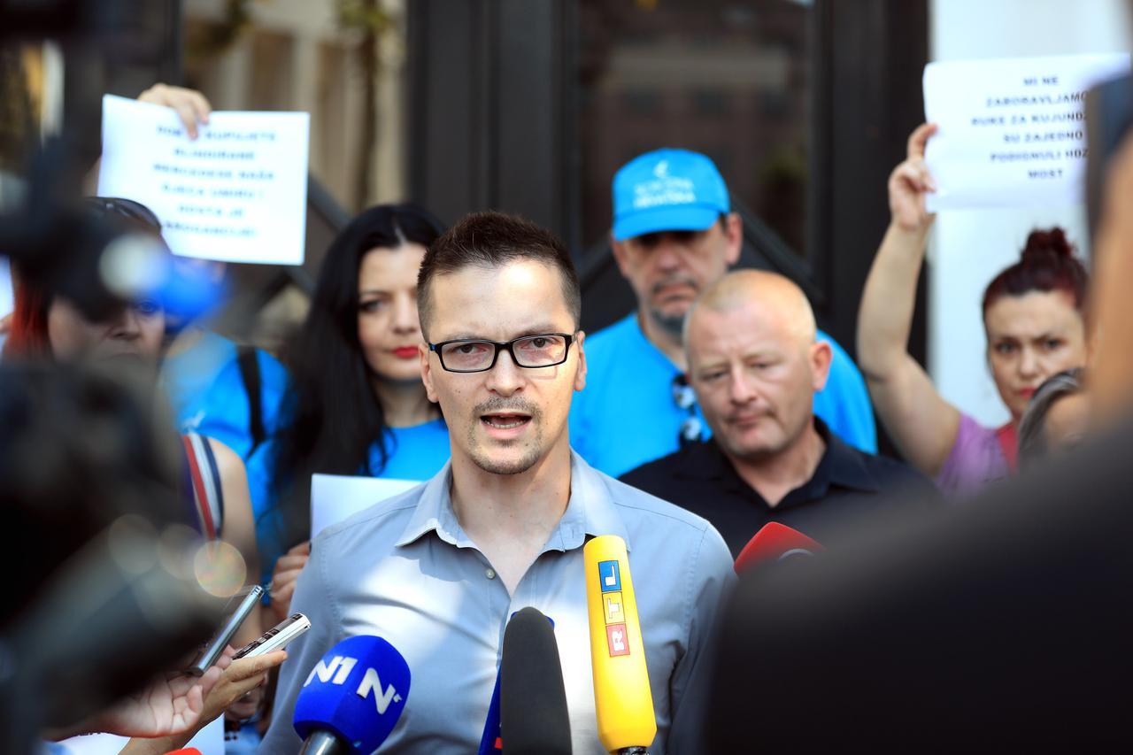 Ivan Pokupec na javnom govoru